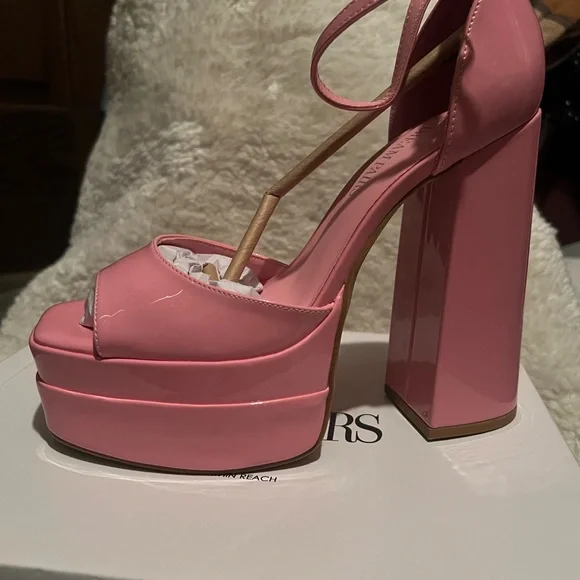 Dream Pairs Blush Pink Block Heels - Picture 9 of 12